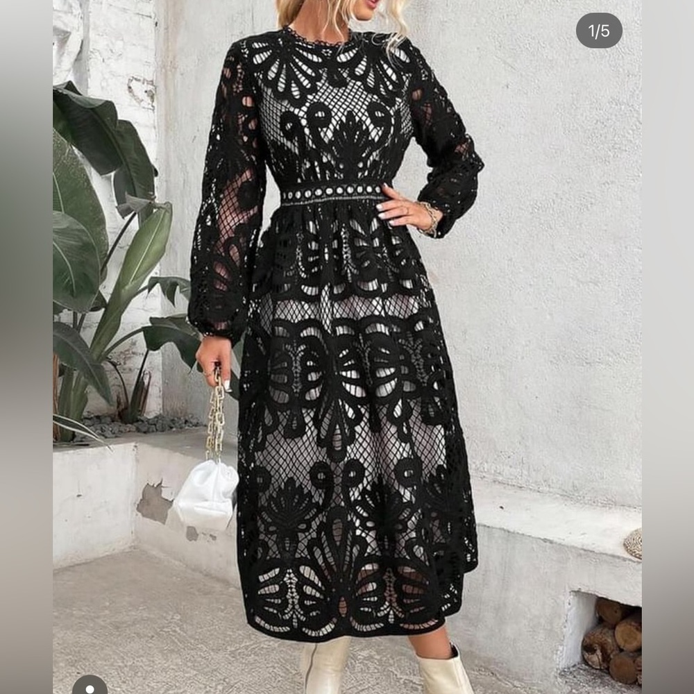 BRAND NEW GORGEOUS DRESS! 🖤🤍